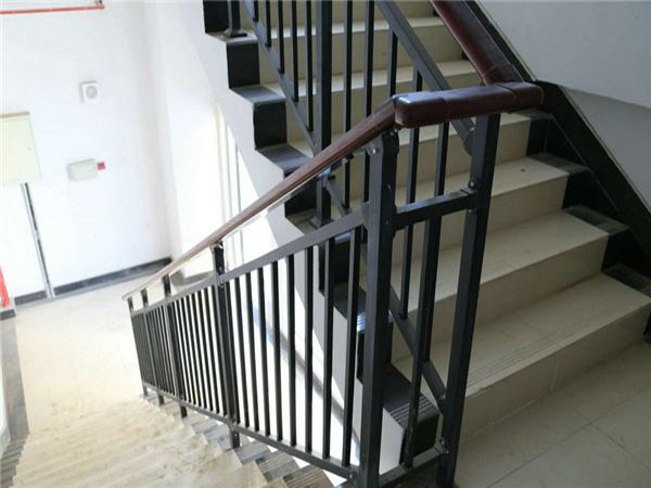 楼梯扶手 L11